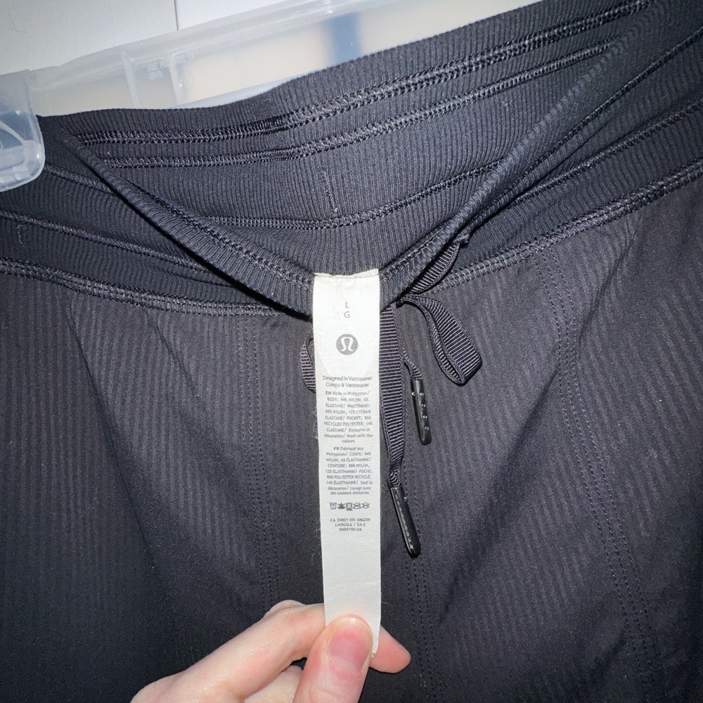 🖤 Lululemon Mixed Studio Dance Pants – Black | Size L | Like New - Picture 9 of 9